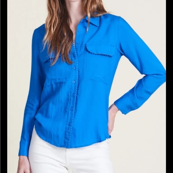 The Shirt by Rochelle Behrens Tops - The Shirt Rochelle Behrens Mini The Pom Pom Button Front Shirt Large
